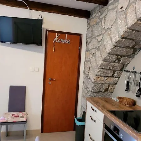 Kamena Kuca Centar Сasa de vacaciones Crikvenica