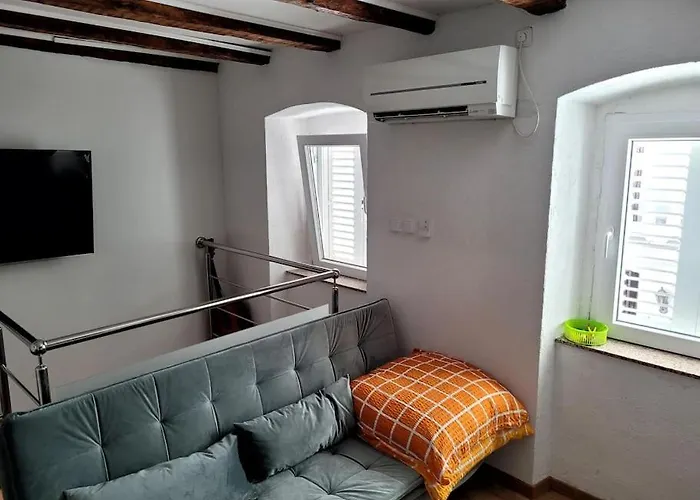 Kamena Kuca Centar Case de vacanță Crikvenica